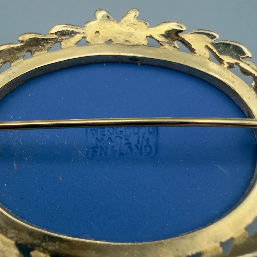 Wedgwood Brooch Blue Jasperware Gold Tone Floral Frame Neoclassical Made England